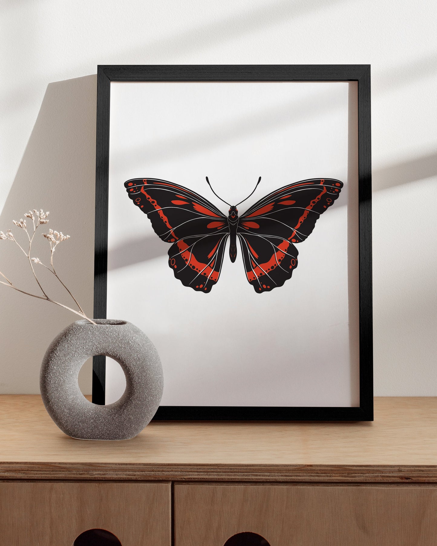 Stunning Red Butterfly: Nature's Elegance Unleashed!