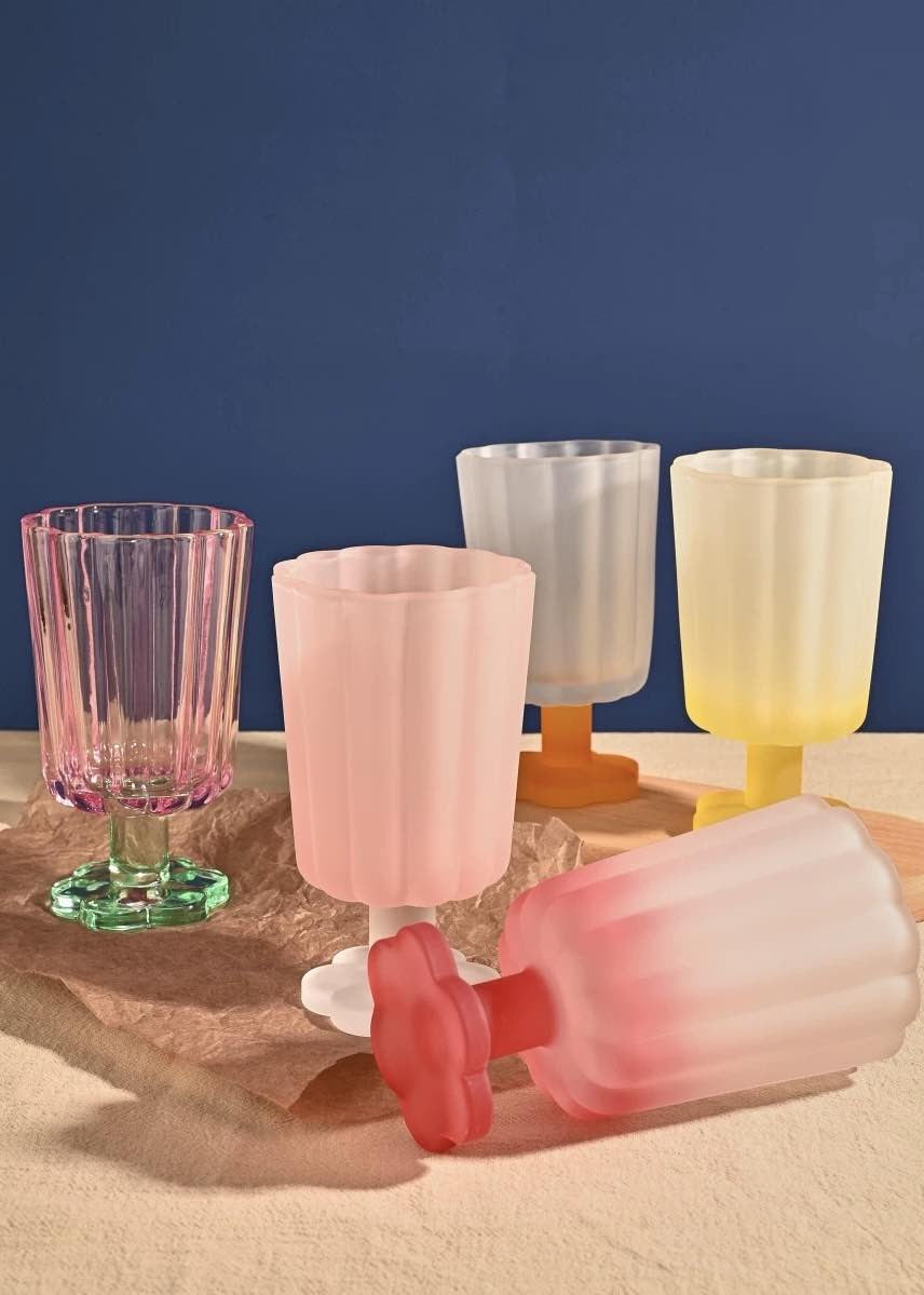 Artisan Hand-Blown Petal Goblets - Elegant Colored Wine Glasses